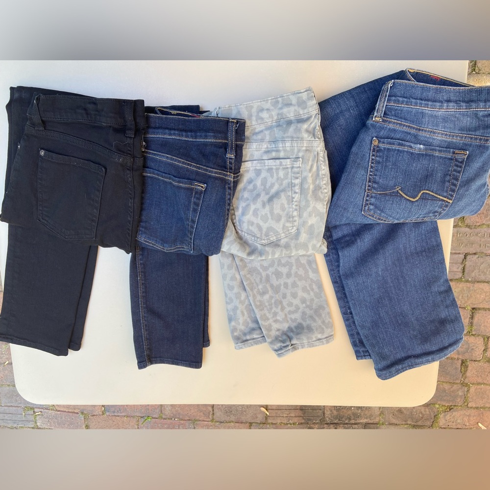 4 pairs of 7ForAllMankind jeans